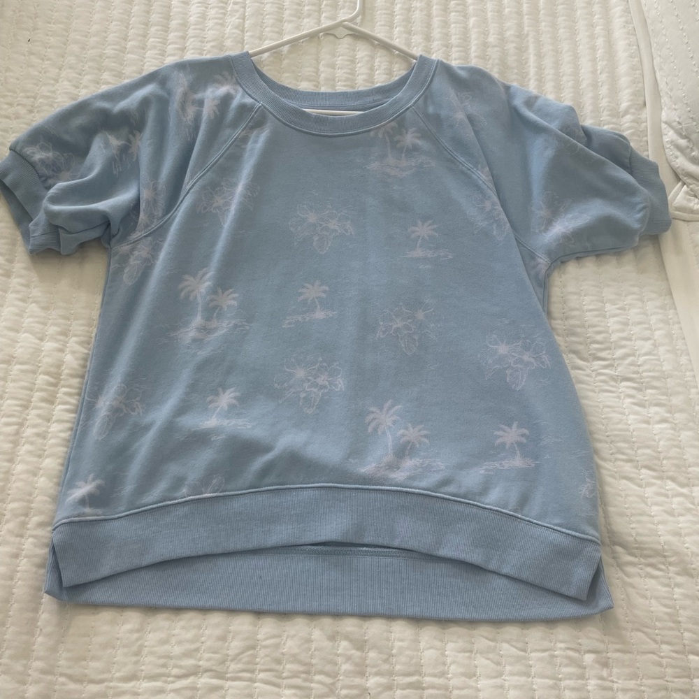 Loft Lou and Grey blue and white patterned short sleeve crew neck